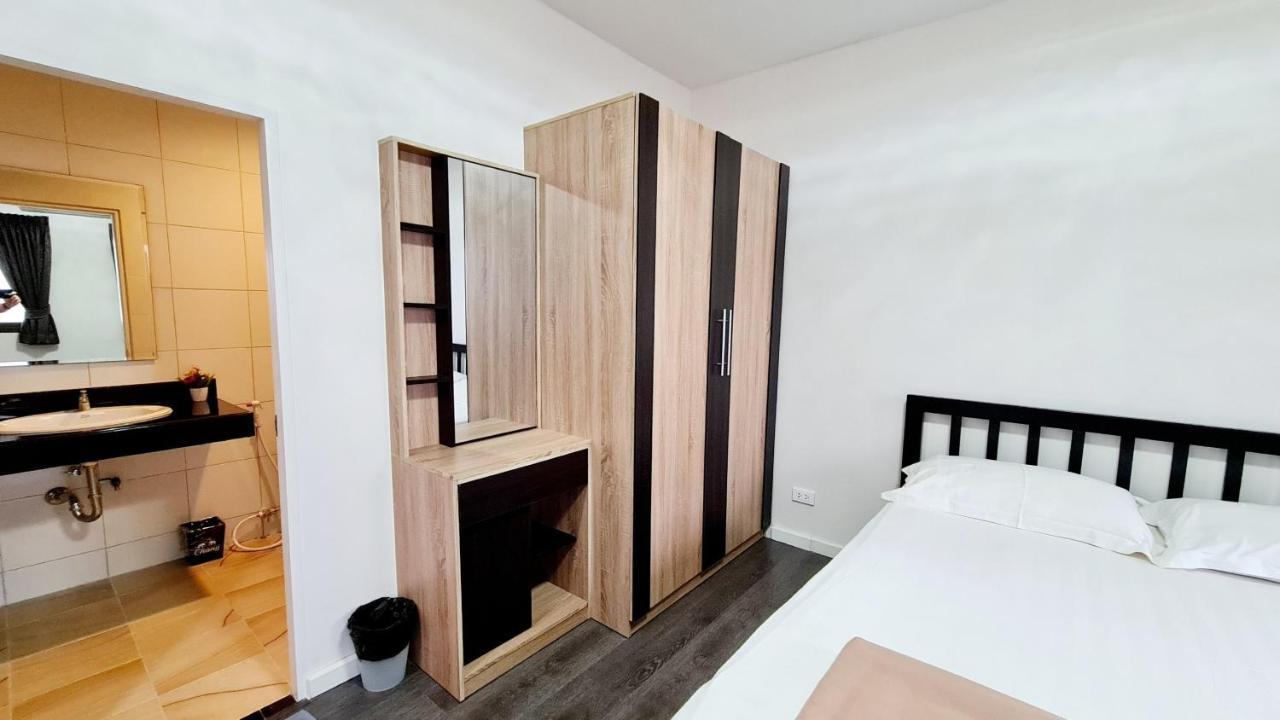 Tp House@naka अपार्टमेंट Phuket